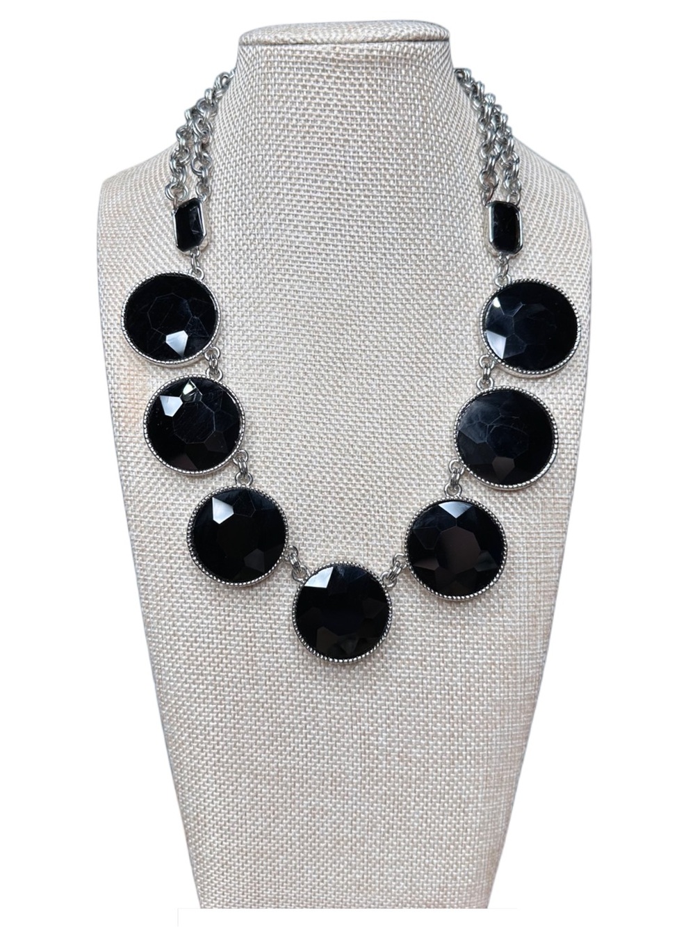 White House Black Market Black Faceted Circle Necklace